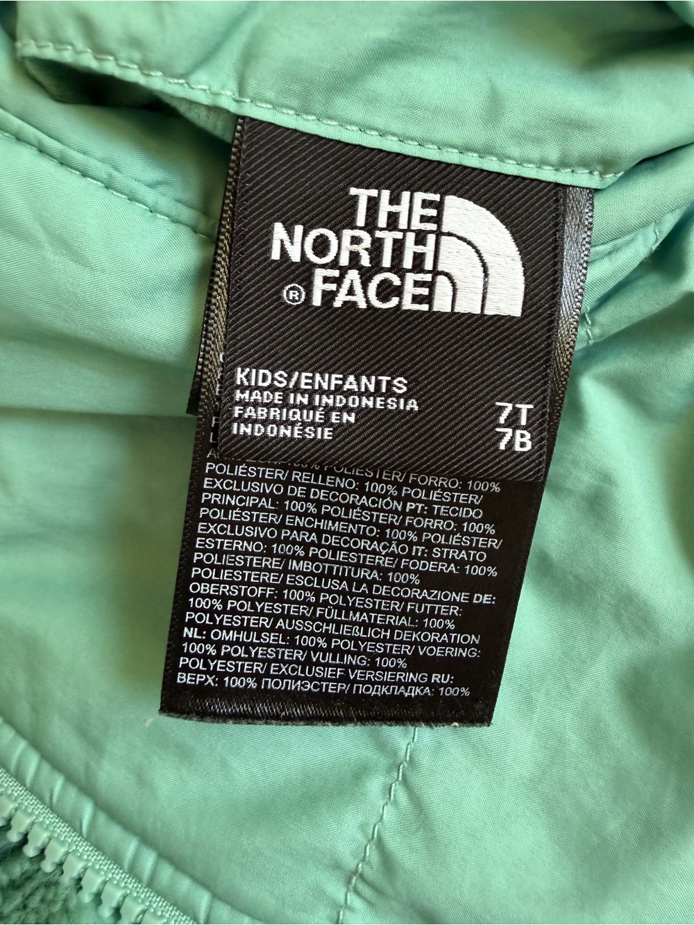 The North Face Reversible Girls' Shasta Winter Jacket | Teal | 7T - Picture 9 of 12
